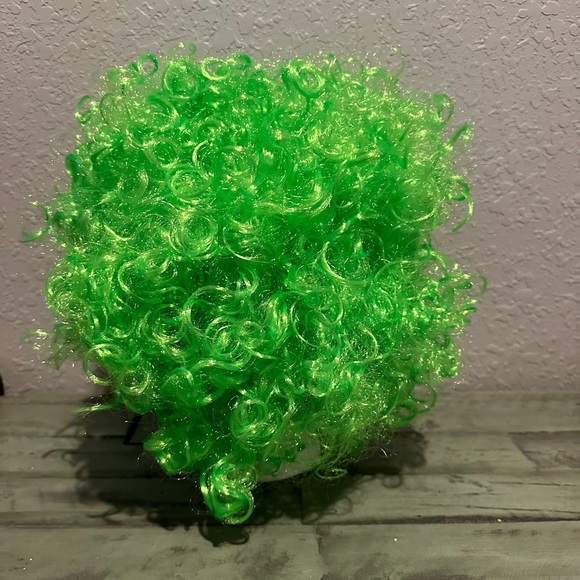 Green Curly Wig - New in bag - Picture 4 of 6